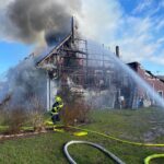 27-12-2022-einsatz-wohnhausbrand-aubach-haag017